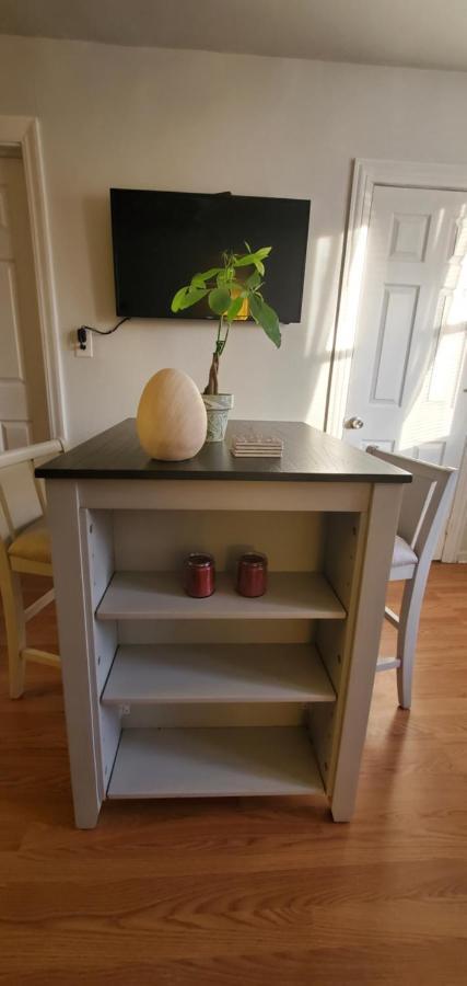 Cozy 1 Bedroom, 1 Min From Irving Park Blue Line, Free Parking Чикаго Экстерьер фото